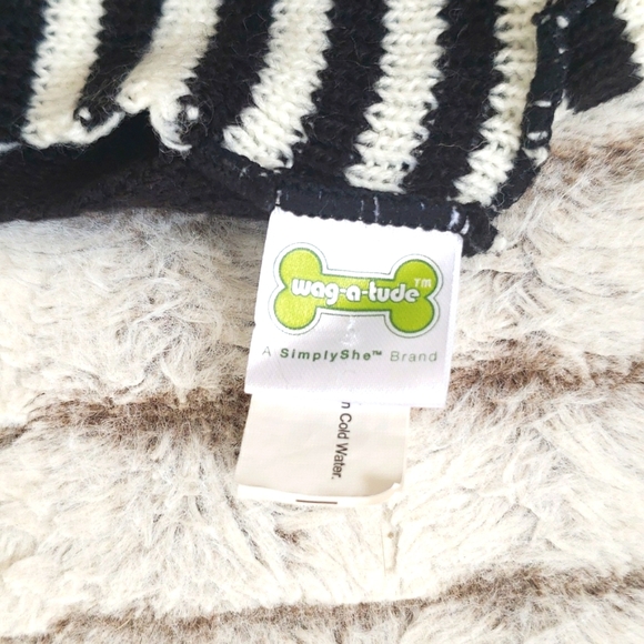 Pet Sweater XS - Picture 9 of 10